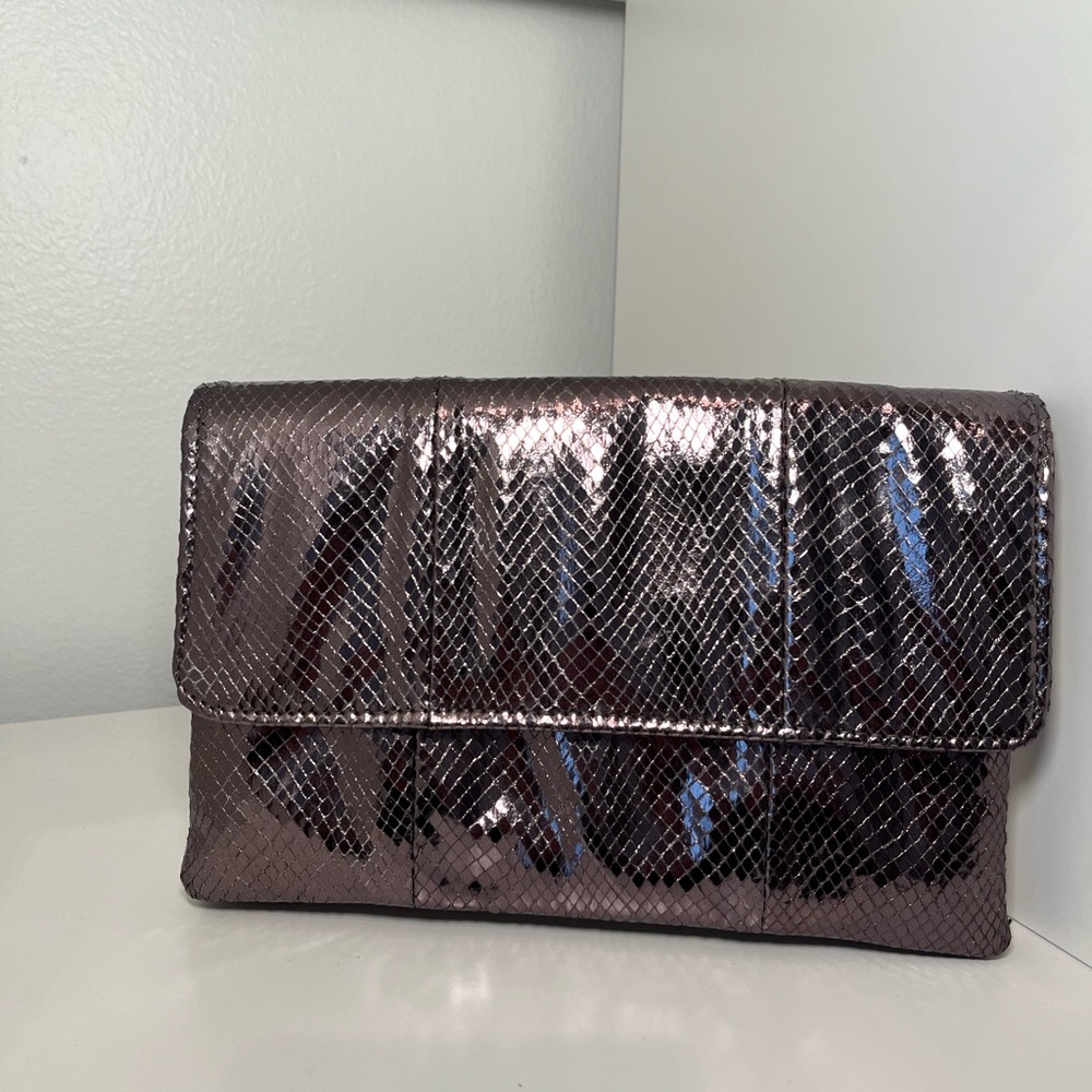 Metallic Clutch